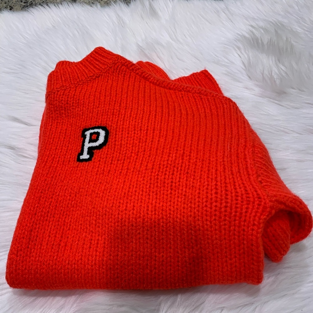 Victoria Secrets Oversized Pullover Sweater (NWT)